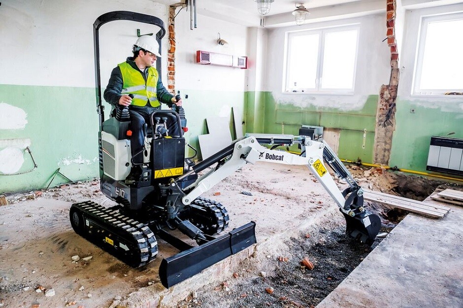 electric mini excavator